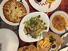 -又见马甲M8融合西餐厅(体育中心店)
