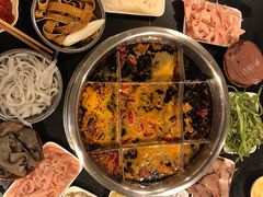 -邓莽子老火锅(中兴路总店)