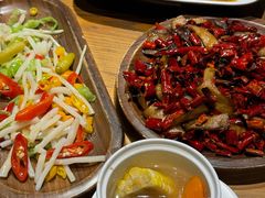-隔壁老王·家常云南菜(花巷店)