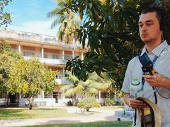 -吐斯廉屠杀博物馆