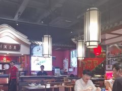 -川流不息·地道川菜·小龙虾(新松江路店)