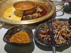 -哥老官重庆美蛙鱼头(宝山龙湖店)