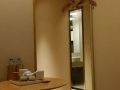 -全季酒店(上海徐家汇宜山路店)