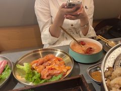 -围炉肉舍丹东海鲜烤肉·烤活鳗(步行街店)