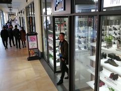 -王府井奥莱临潼小镇(临潼店)