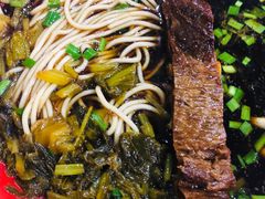 -小龙大肉面馆