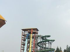 -热带风暴水上乐园