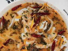 -渔语鱼酸菜鱼新川菜(来福士店)