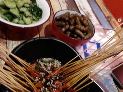 -虾弄弄海派小龙虾·牛羊蝎子火锅