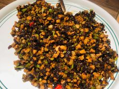 黑三剁-云海肴云南菜(浦江欢乐颂店)
