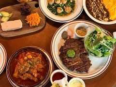 -羽深肉铺 Steak & Wine
