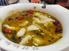 -渝是乎川渝小炒(新世界百货望京店)