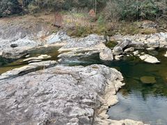 -燕子河大峡谷天坑仙境