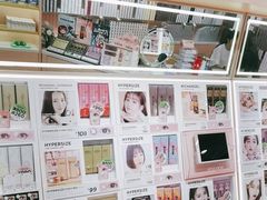 -4iNLOOK美瞳店(中山公园龙之梦店)