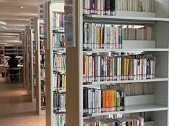 -广州市白云区图书馆