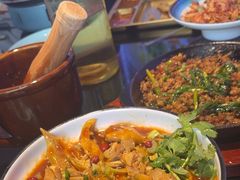 -川流不息·地道川菜·小龙虾(新松江路店)