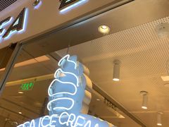门面-喜茶(佛山岭南站店)