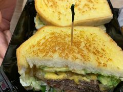 圣塔芭芭拉经典牛肉特堡-The Habit Burger Grill 哈比特汉堡(爱琴海店)