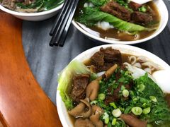 牛腩猪肠河粉-珍珍小食店(西华路店)