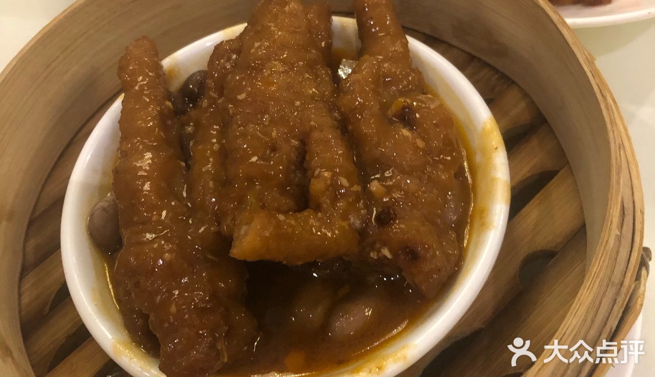 海鲜泡饭里面真的是龙虾肉，味道不错
