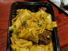 -壹阁胡羊焖饼(特色小吃街店)