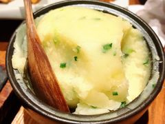 -云海肴·汽锅鸡·云南菜(天山百盛优客店)