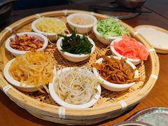 -包整·丝娃娃(一览甲秀楼风景店)