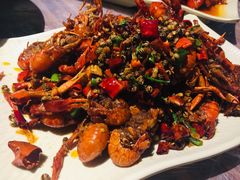 -巴厘龙虾·榜首油焖大虾(音乐学院·沿江酒馆店)