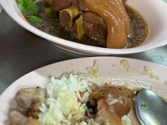 -Kha Mu Charoensang(Silom)