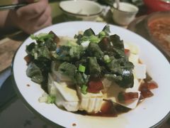 -虾弄弄海派小龙虾·牛羊蝎子火锅