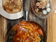 三个番茄雪花肋条粉套餐-小满手工粉(上海月星环球港店)