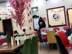 大堂-休记光头香辣蟹干锅(绵竹店)