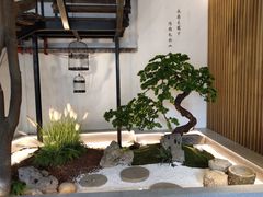 -蜜桃餐厅·伴山(湖滨商业街店)