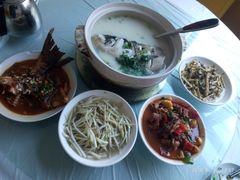 -天乐农家鱼头王(天目湖店)