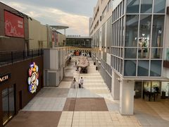 -宁波杉井奥特莱斯广场