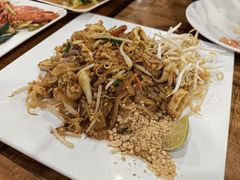 -两兄弟Song Pee Nong(2号店)