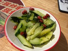 胡麻油炝拌黄瓜-秦䩊会·陕西biangbiang面(畹町路店)