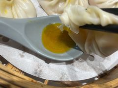 蟹粉小笼-馋三尺蟹粉小笼(人民广场店)
