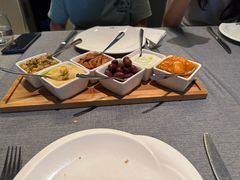 -Efes Turkish & Mediterranean Cuisine 艾菲斯餐厅(陆家嘴店)