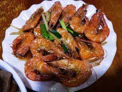 油焖大虾-温州一家人美食(西木头市店)