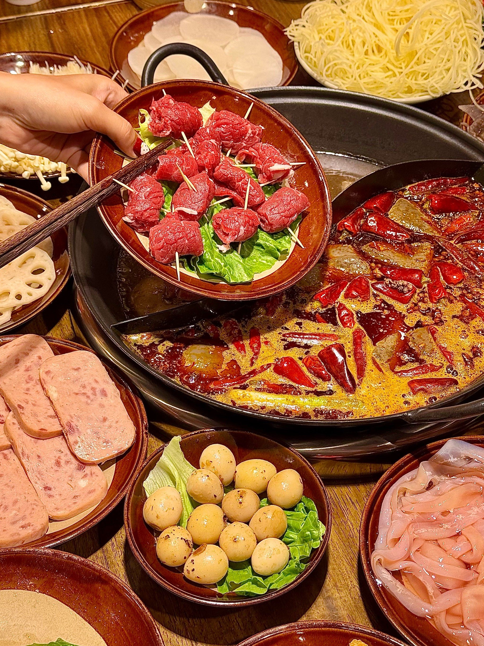 在湛江,吃得最巴适的一顿火锅!