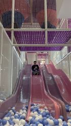 -奈尔宝·儿童乐园·亲子餐厅(华采天地店)