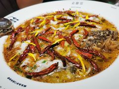 -渔语鱼酸菜鱼新川菜(来福士店)