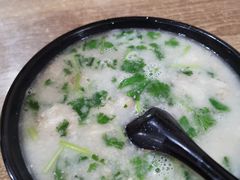 -吕记清真美食城(永兴服装街店)