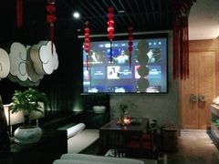 -新盈光·云会所(百丈东路店)