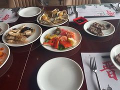 -荣誉国际酒店-云顶旋转餐厅