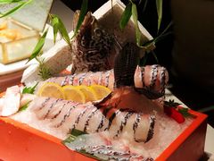 -领鲜天下·焗海鲜·花胶鸡(天目里店)