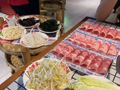 -山悦里 山野·鲜火锅(罗斯福广场店)