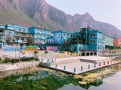 -百里峡七彩艺术小镇