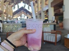 -亚龙湾喜来登·美景台大堂吧